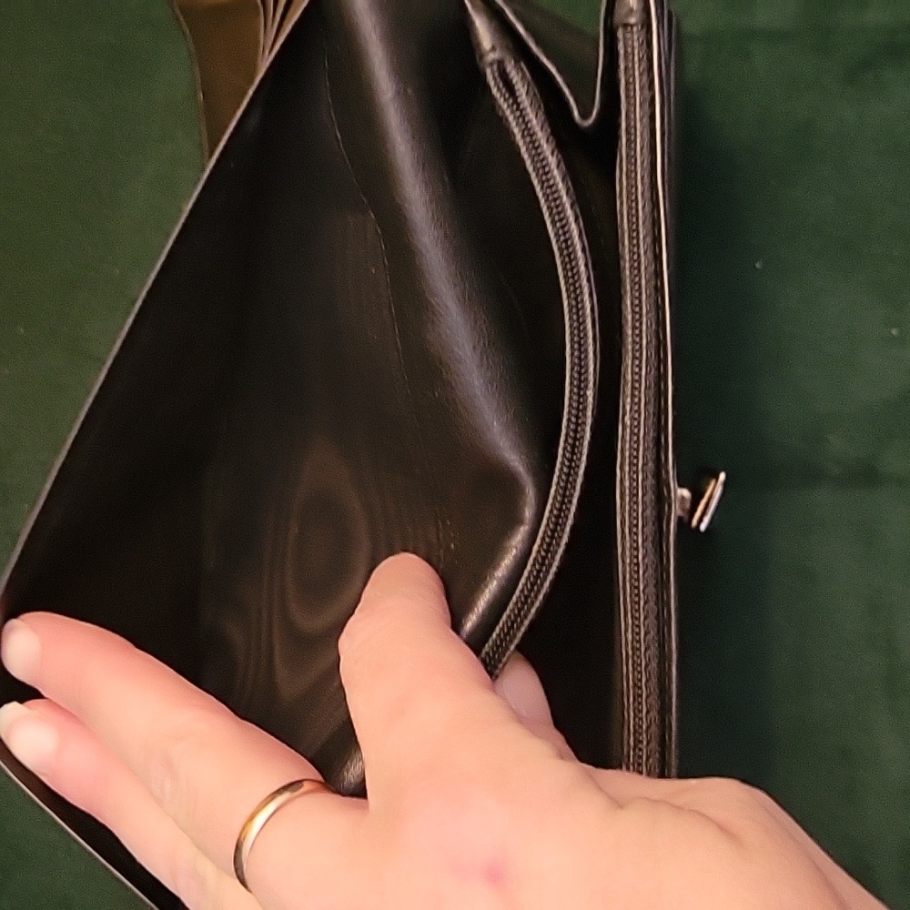 Ferragamo - Picture 8 of 8